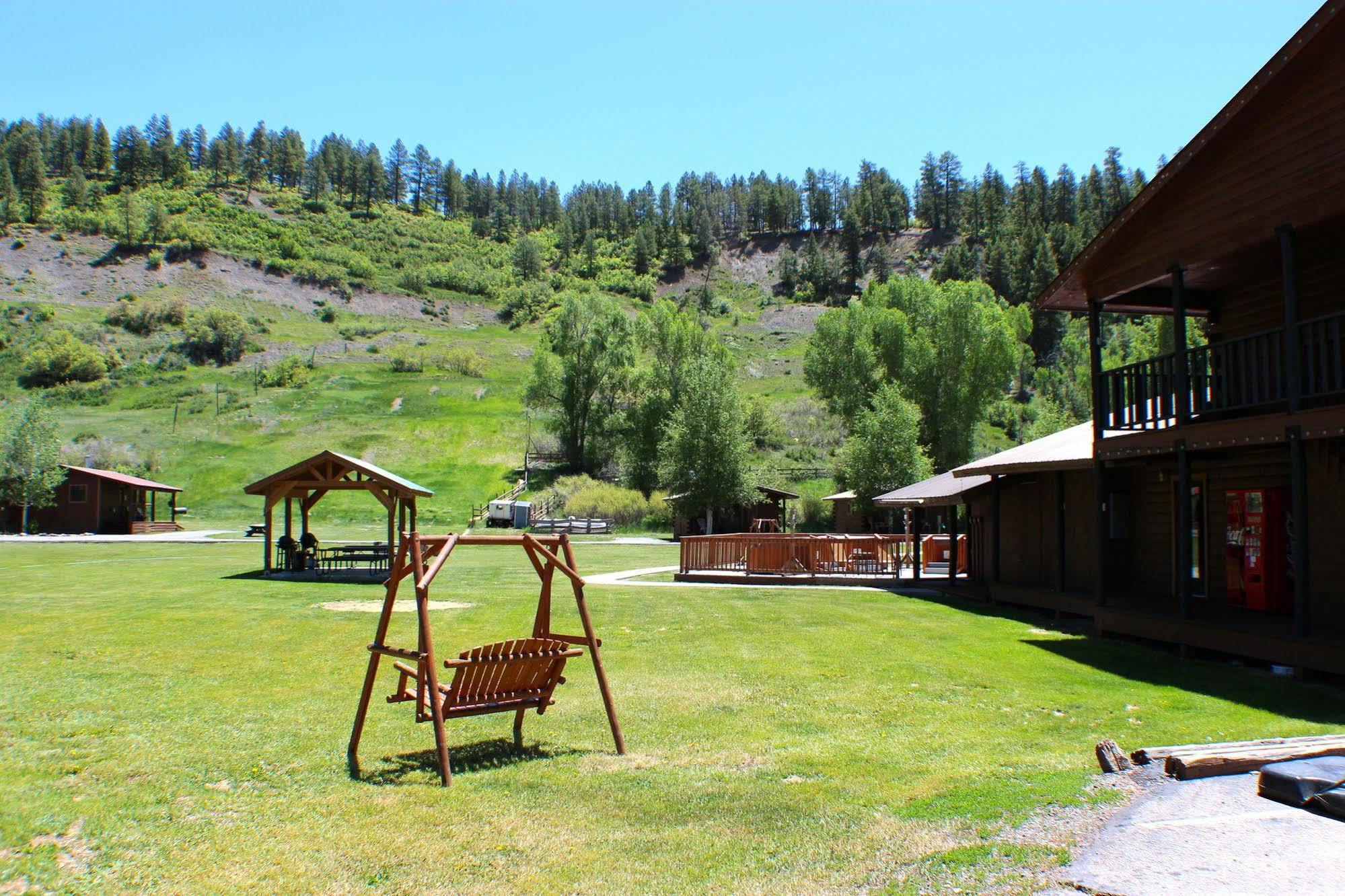 High Country Lodge And Cabins Pagosa Springs Exteriör bild